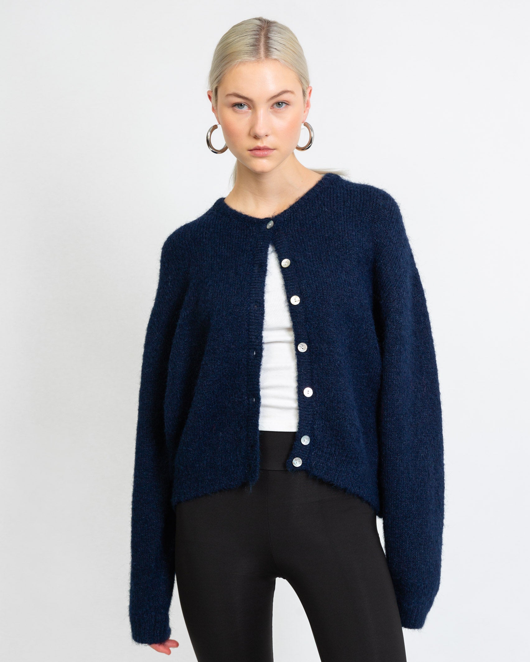 Lockere Strickjacke