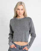 Gestreifter Strickpullover