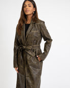 Trenchcoat aus Kunstleder im Vintage Look