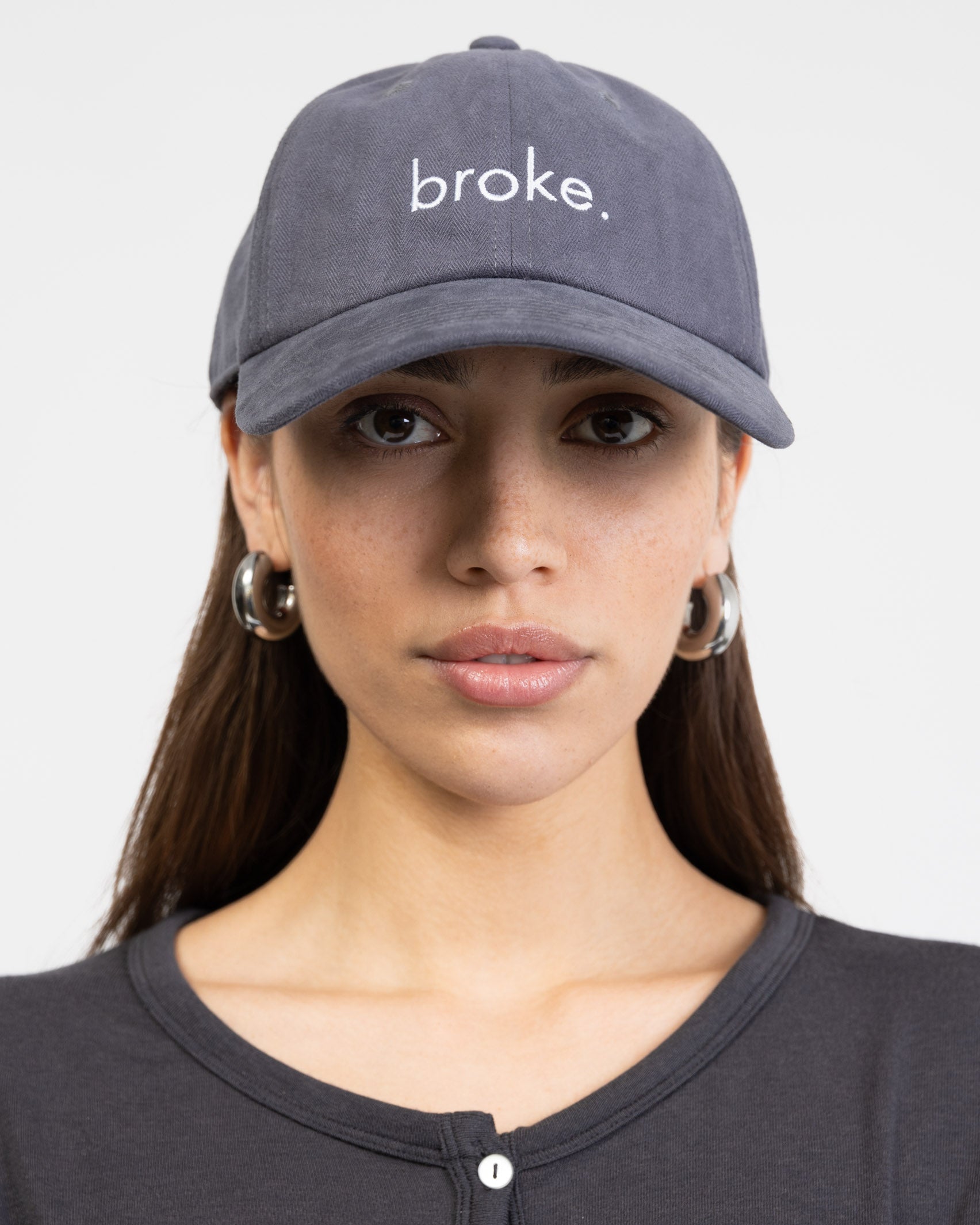 Cap mit "Broke" Print