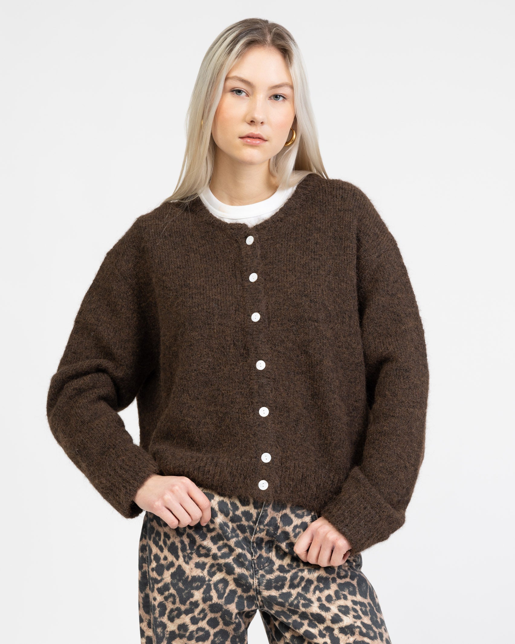 Weiche lockere Strickjacke