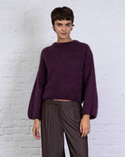 Klassischer Strickpullover mit weiten Ärmeln