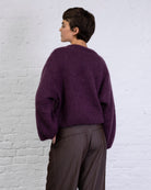 Klassischer Strickpullover mit weiten Ärmeln