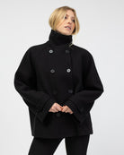 Mantel mit hohem Kragen von vorne