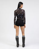 Langarm Mesh Body mit abstrakten Muster von hinten