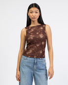 Mesh Top mit abstrakten Muster von vorne