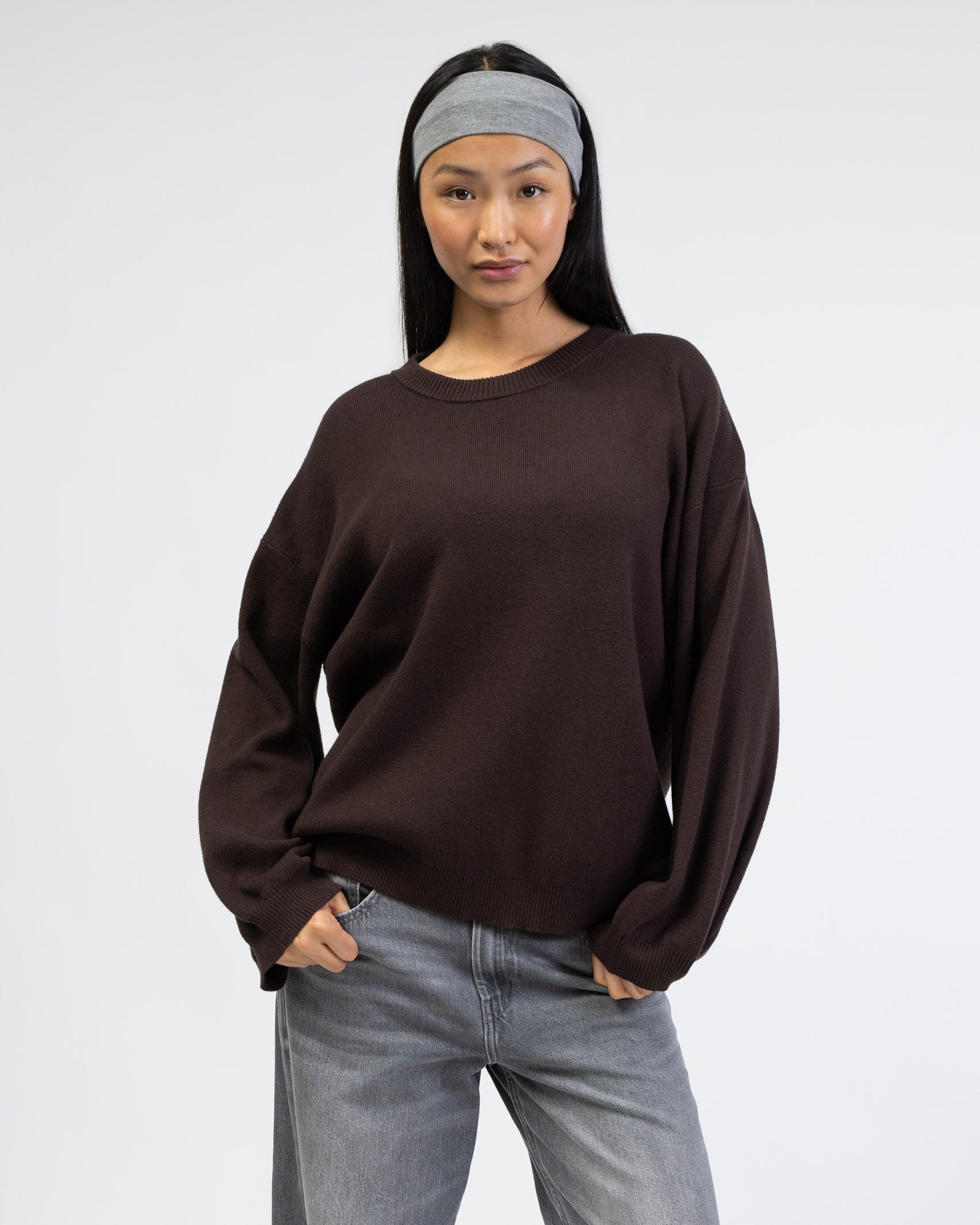 Klassischer Pullover mit Rundhalsausschnitt von vorne