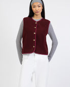 Einfarbige Teddyweste von vorne