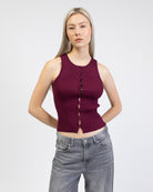 Top mit Knöpfen von vorne