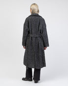 Mantel zum Binden von hinten