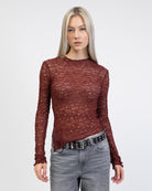 Asymmetrisches Spitzenlangarmshirt von vorne