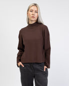 Weicher Pullover mit Stehkragen von vorne