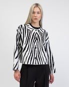 Strickjacke mit Zebra-Muster von vorne