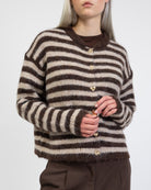 Strickjacke mit Heart Buttons im Detail