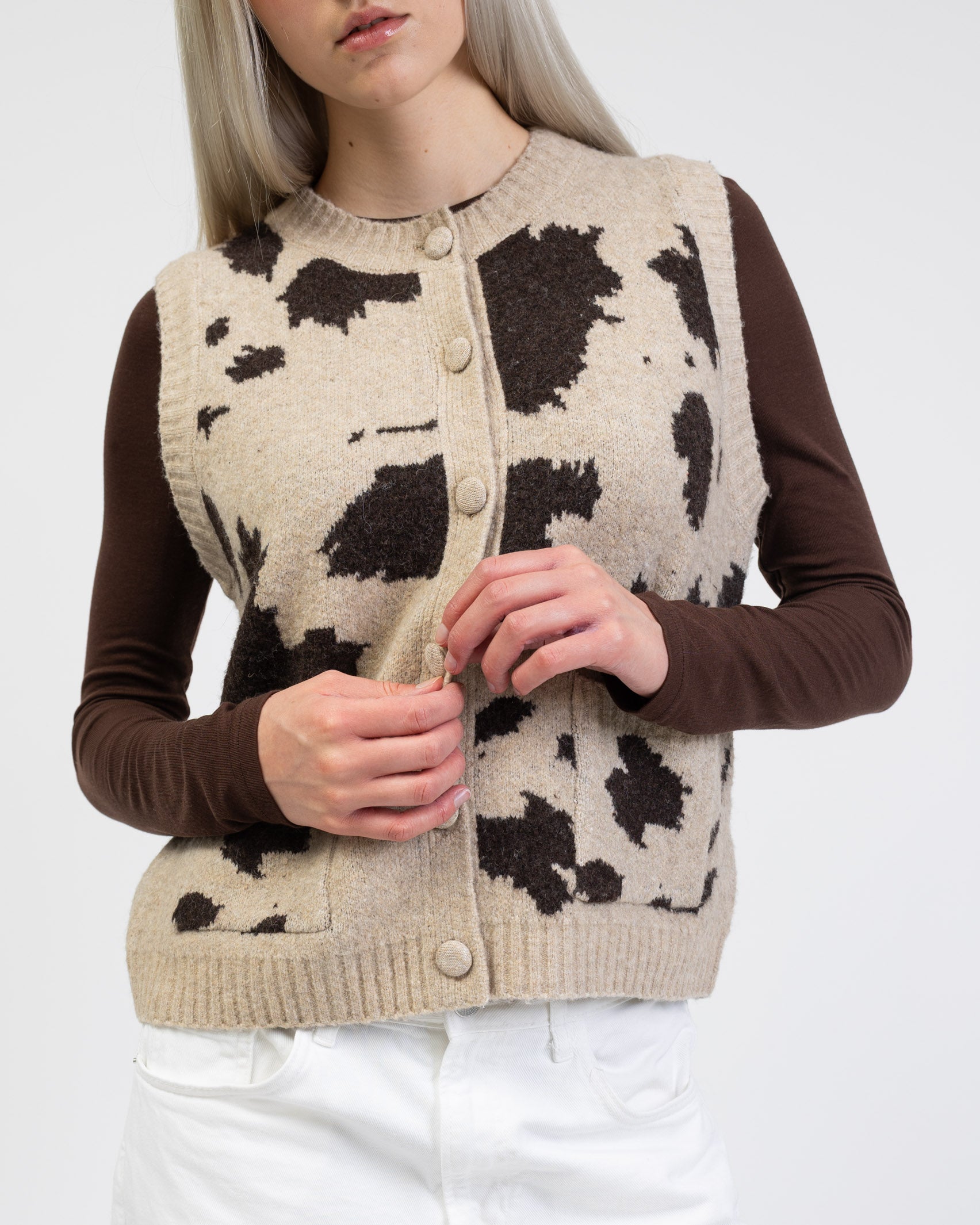 Weste mit Cow-Print im Detail