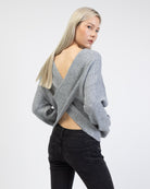 Wickelpullover mit V-Ausschnitt