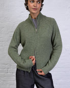 Strukturierte Strickjacke mit Stehkragen
