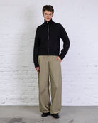 Strukturierte Strickjacke mit Stehkragen