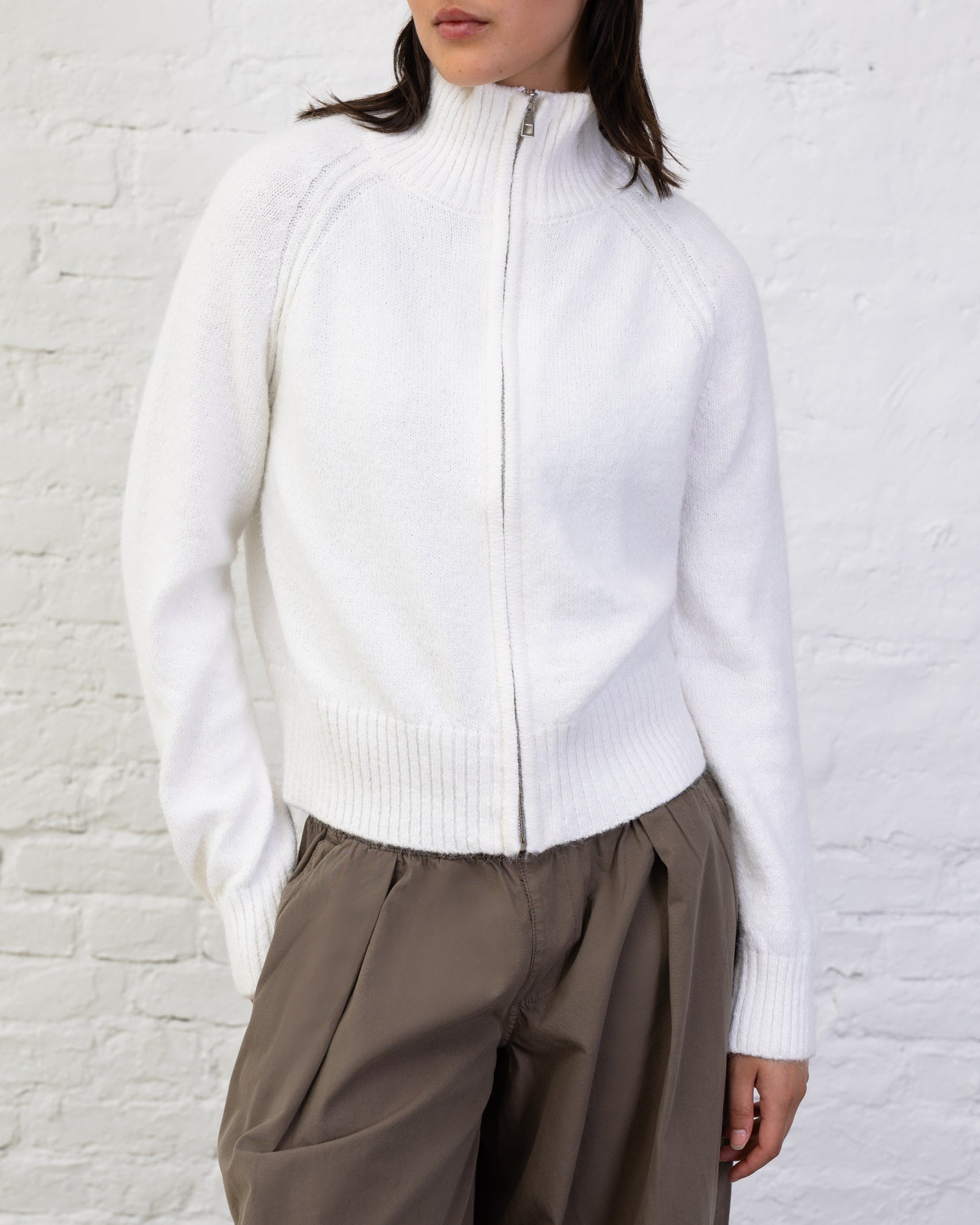 Strukturierte Strickjacke mit Stehkragen