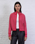 Strukturierte Strickjacke mit Streifen