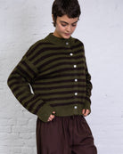 Weiche Strickjacke mit Streifen