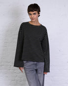 Lockeres Langarmshirt mit Streifen