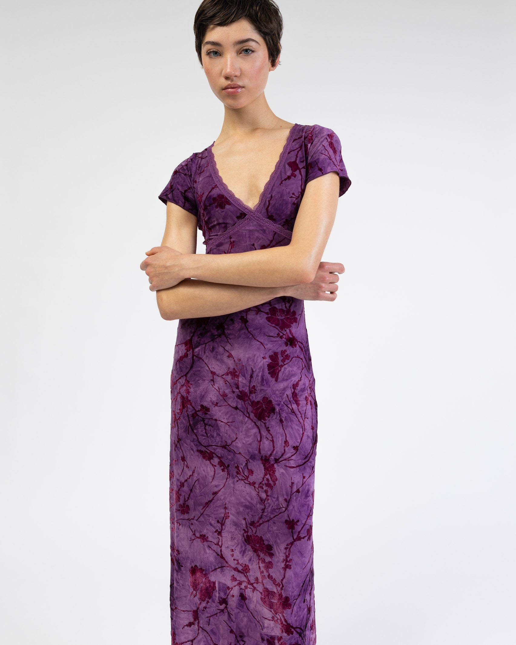 Maxikleid mit Blumenprint aus Samt