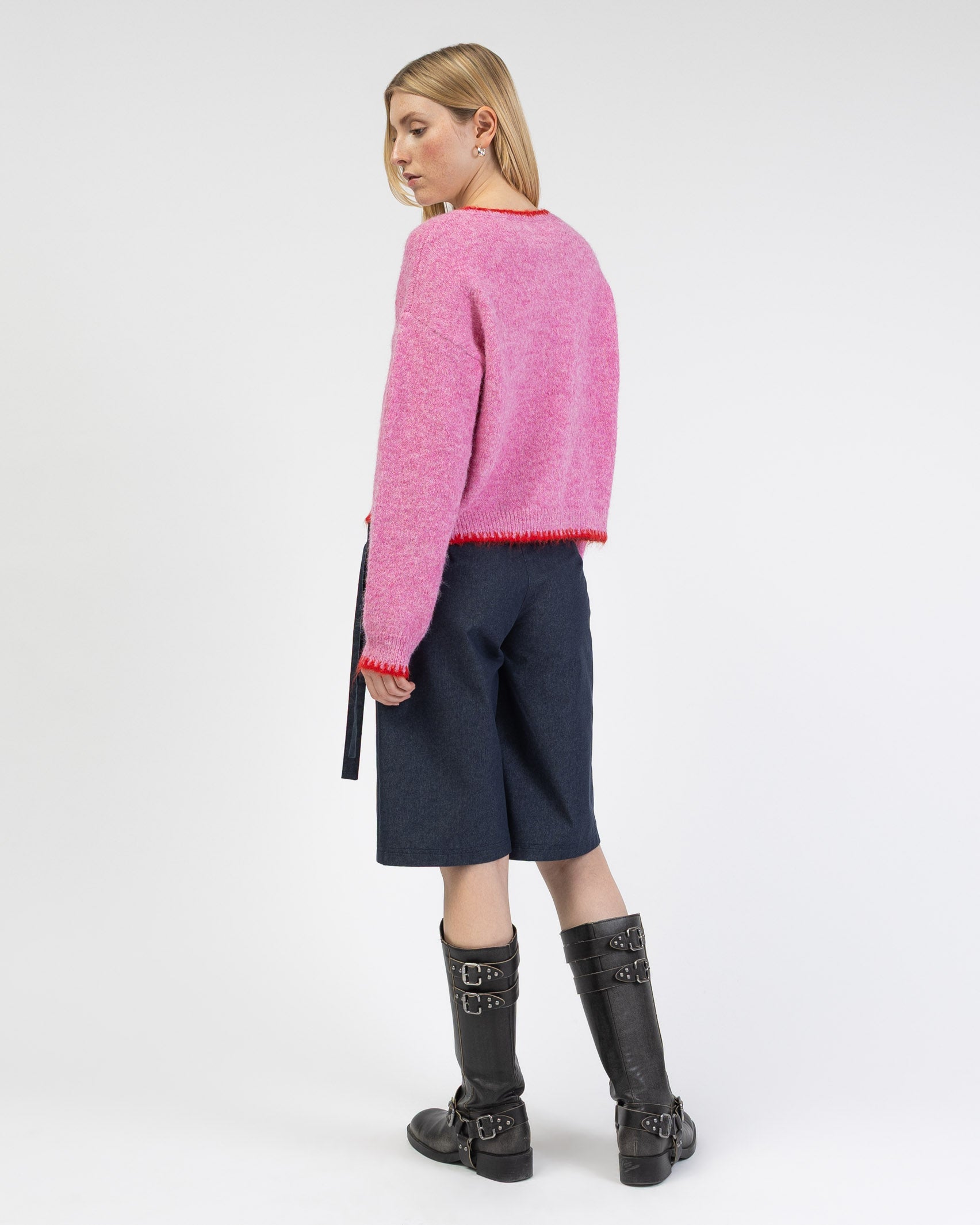 Strickjacke mit Bindebändern