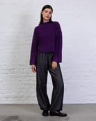 Gerippter Pullover mit Stehkragen