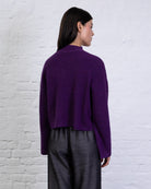 Gerippter Pullover mit Stehkragen