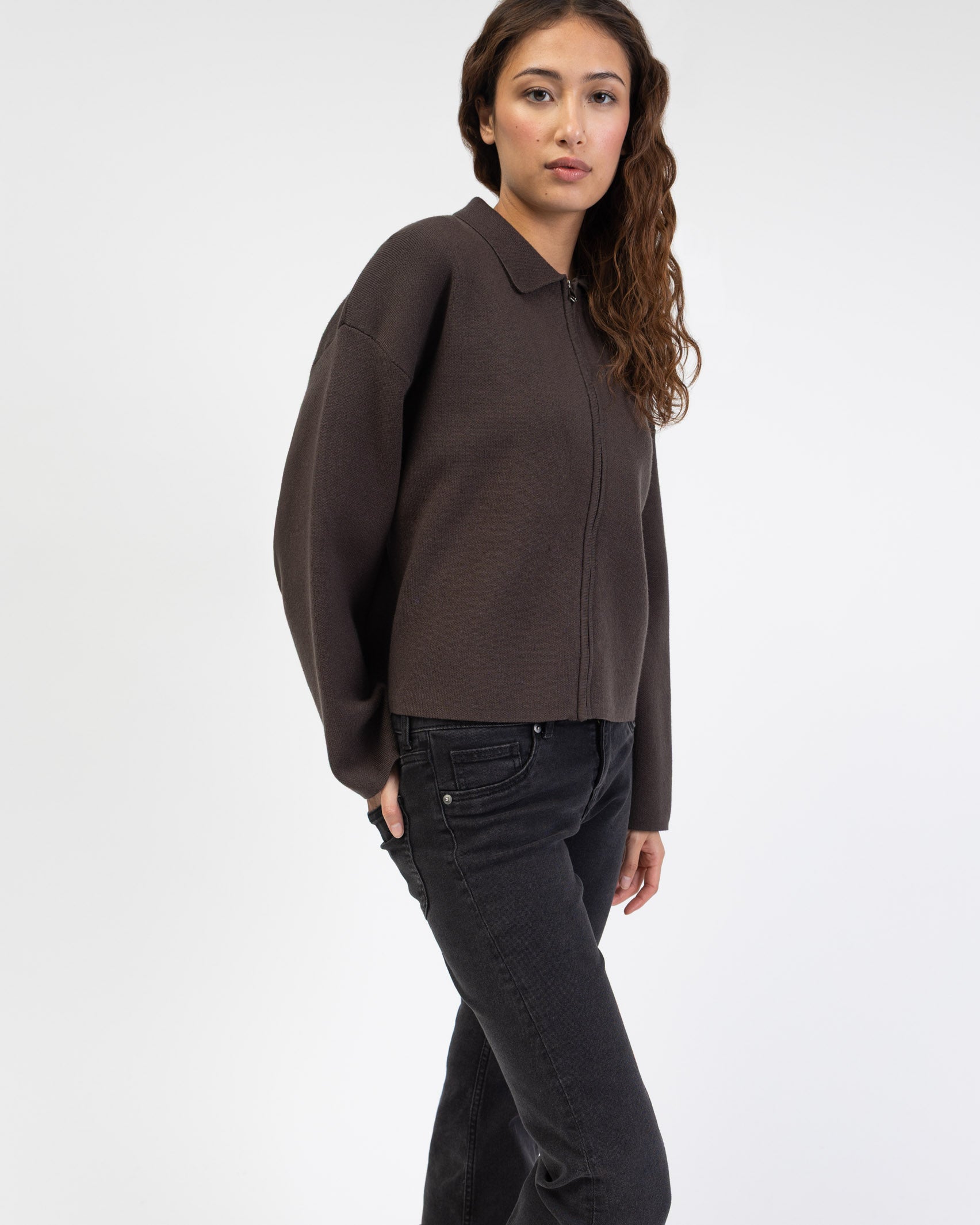 Kastige Strickjacke mit Reißverschluss