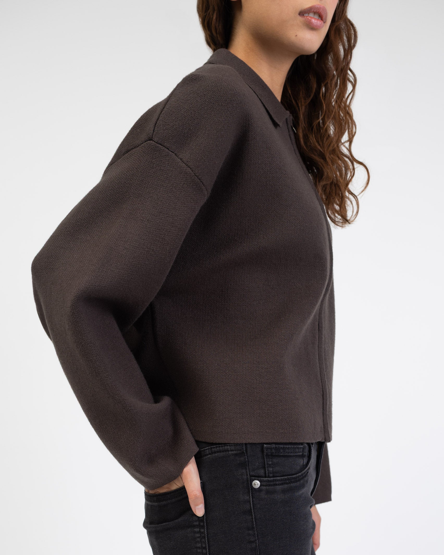 Kastige Strickjacke mit Reißverschluss