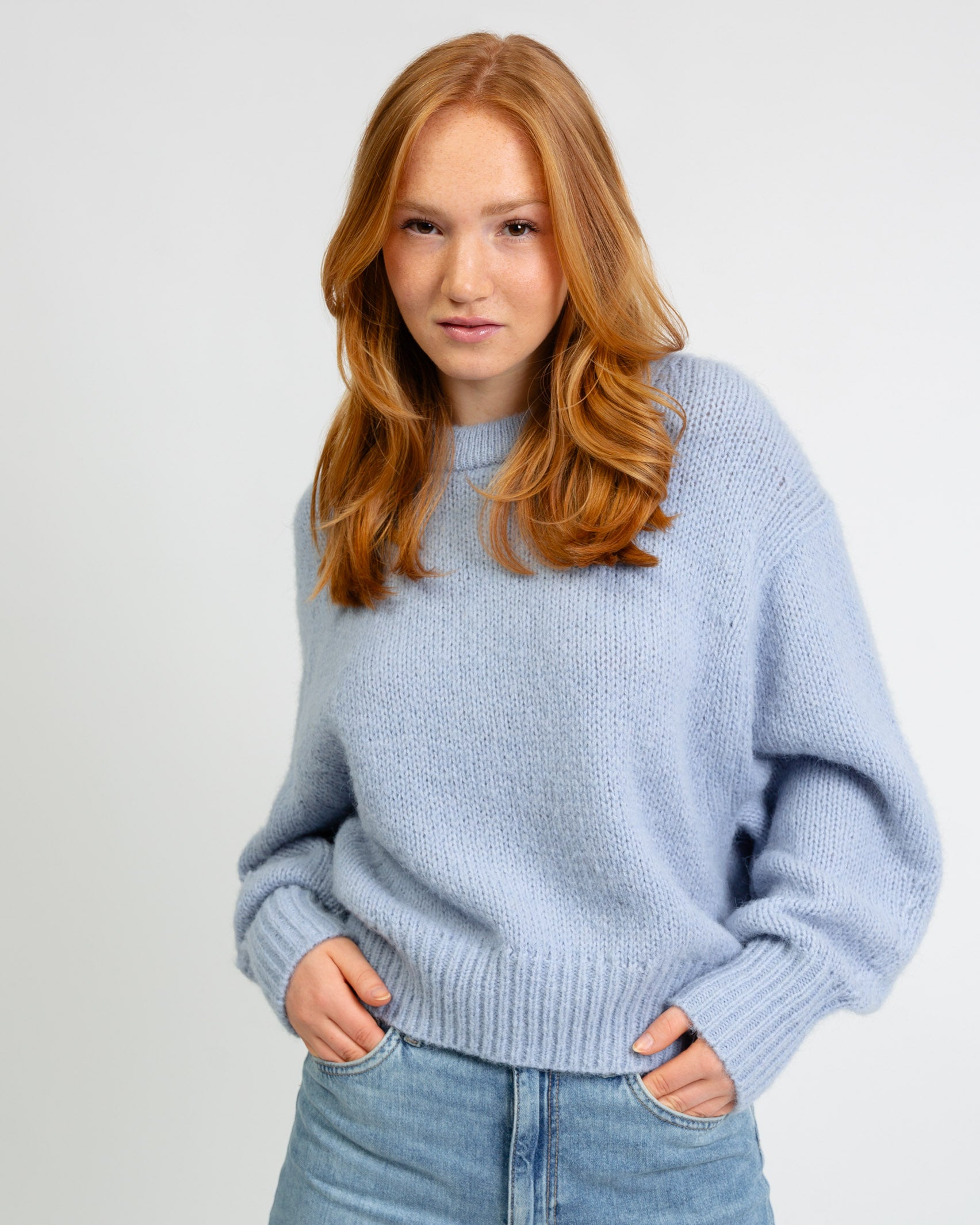 Soft sweater with ribbed cuffs S LIGHTBLUE