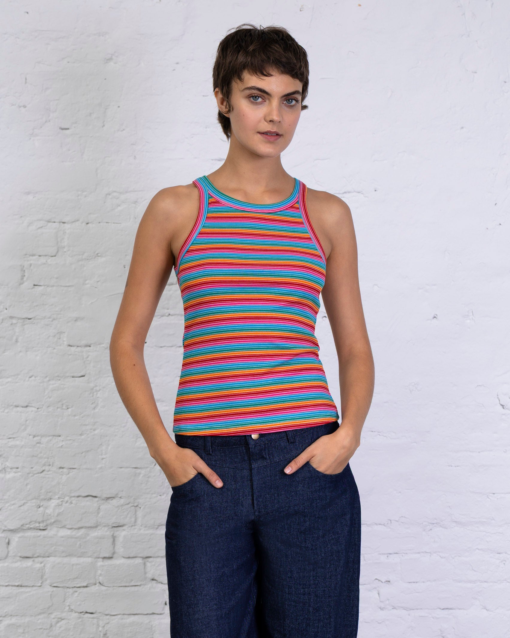 Tanktop mit bunten Streifen