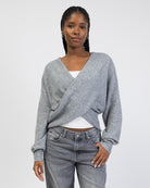 Wickelpullover mit V-Ausschnitt