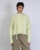 Strickjacke mit dünnen Streifen