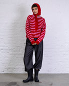 Weiche gestreifte Strickjacke