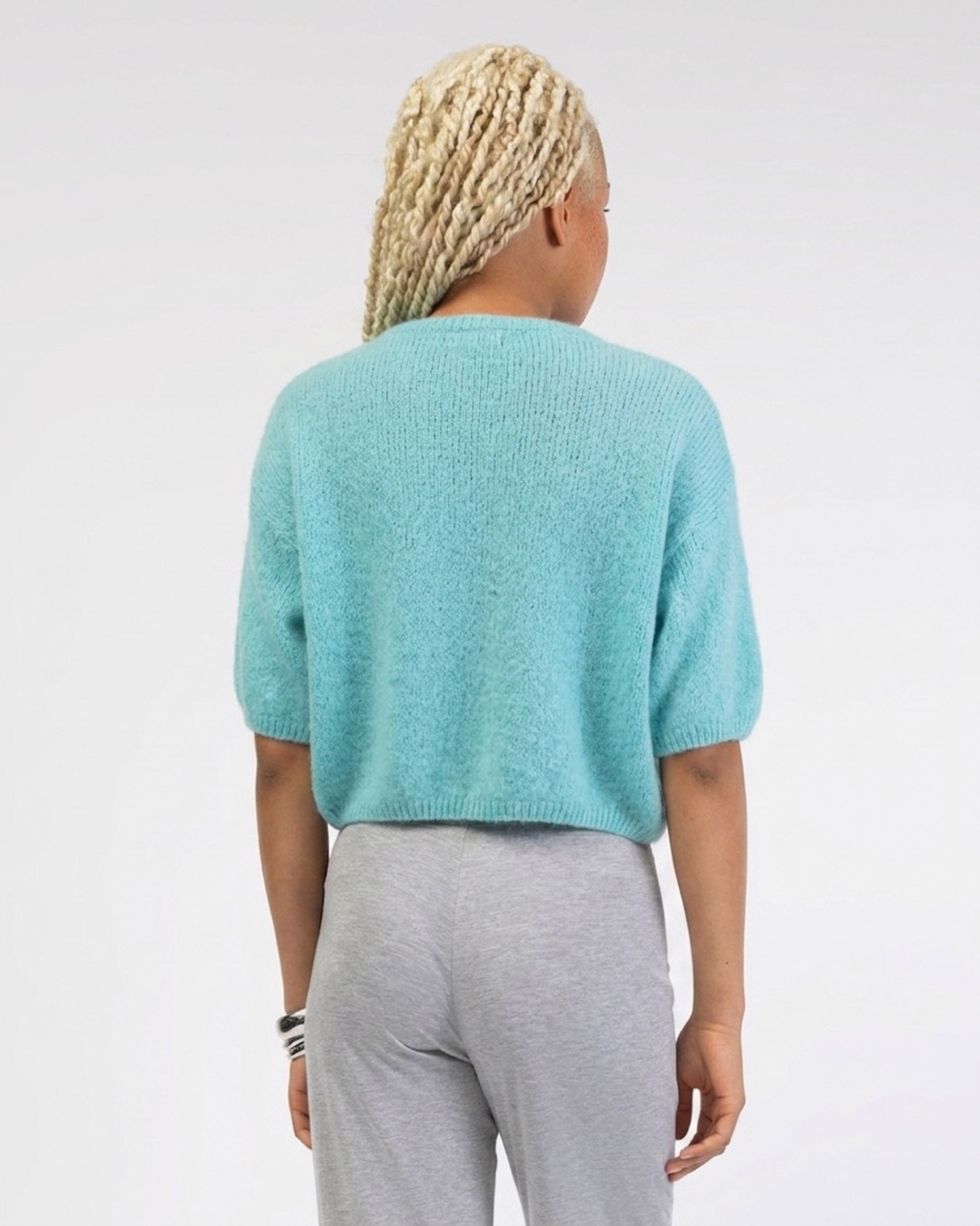Strickjacke mit kurzen Ärmeln