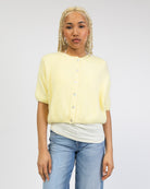 Strickjacke mit kurzen Ärmeln