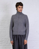 Strukturierte Strickjacke mit Doppel-Reißverschluss