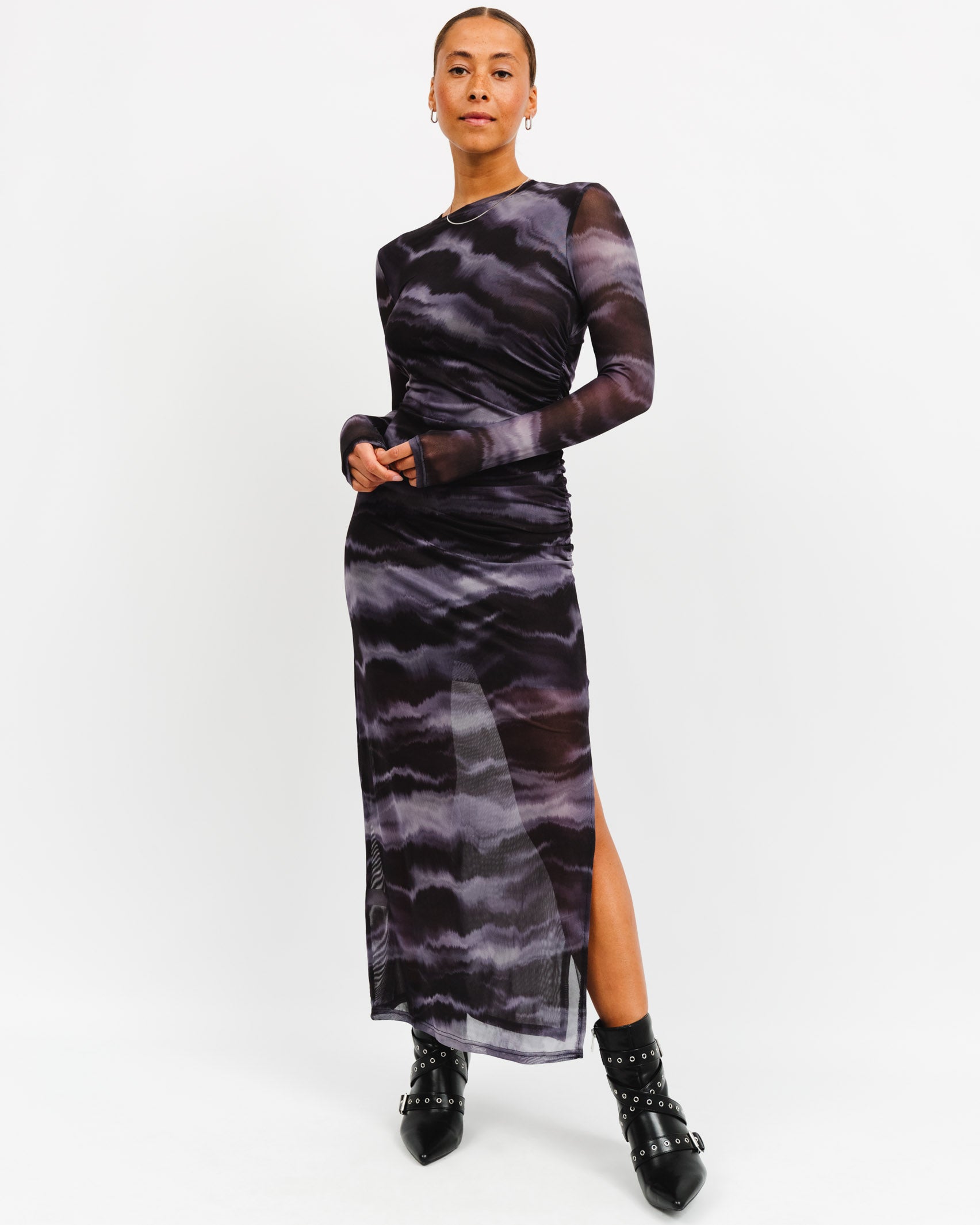 Mesh Maxikleid mit Batikmuster - Broke + Schön