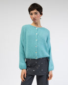 Weiche einfarbige Strickjacke