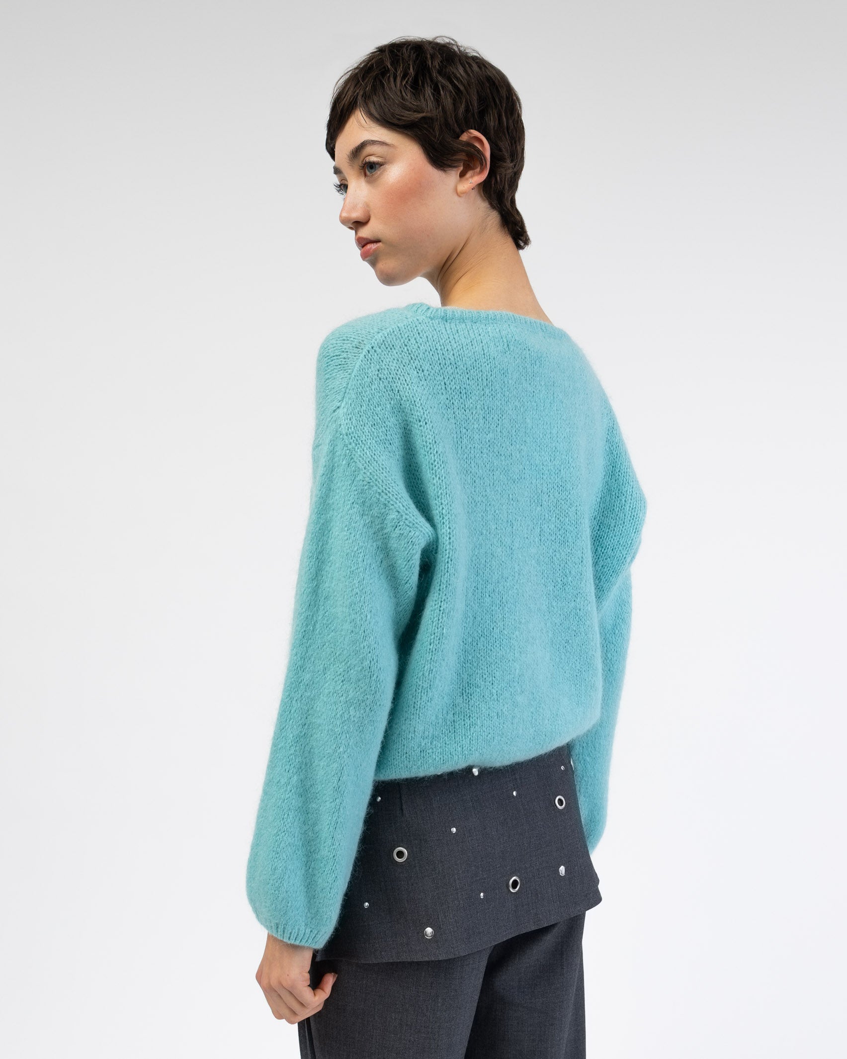 Weiche einfarbige Strickjacke