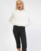 Weiche einfarbige Strickjacke