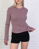 Gestreiftes Langarmshirt mit Trompetenärmeln