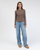 Gestreiftes Langarmshirt mit Trompetenärmeln