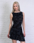 Minikleid mit Blumenprint aus Samt
