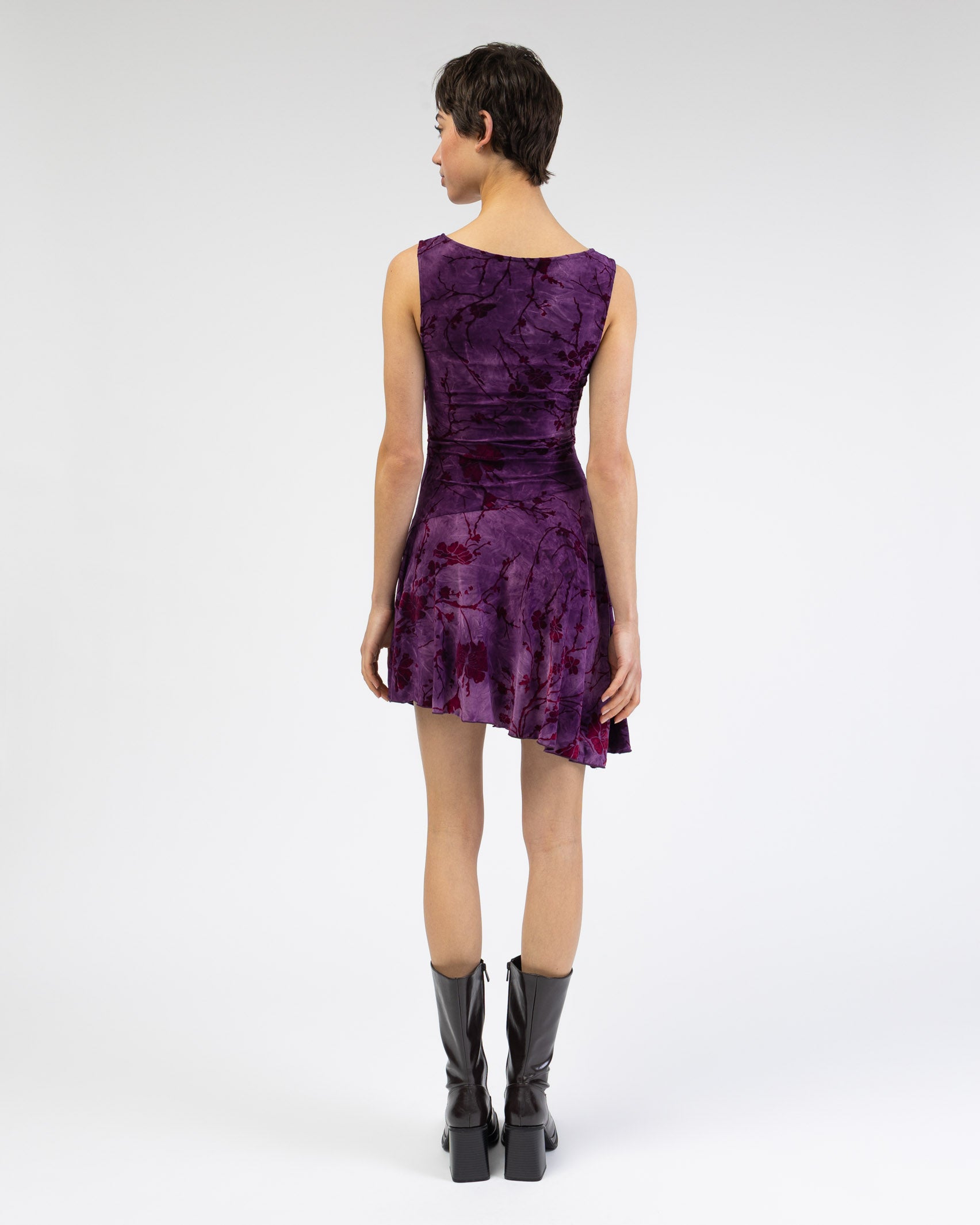 Minikleid mit Blumenprint aus Samt