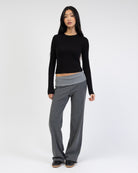 Gestreifte Hose mit gefaltetem Bund