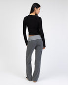 Gestreifte Hose mit gefaltetem Bund